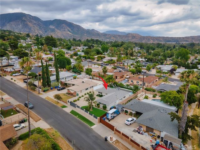 13424 Dyer Street, Sylmar, CA 91342