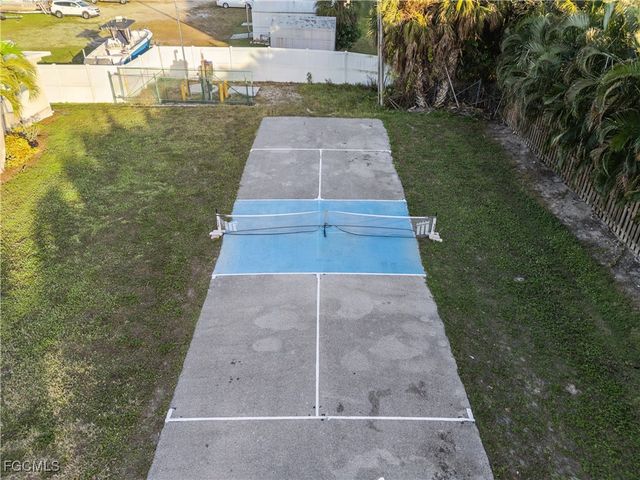 455 Cape Florida WAY, Naples, FL 34104