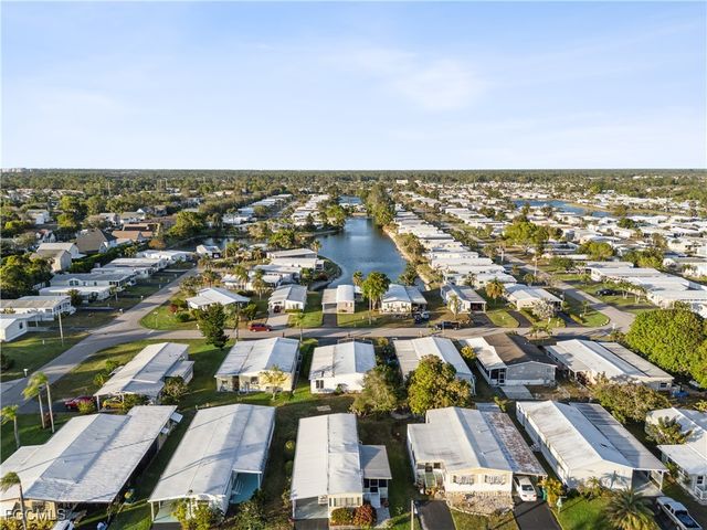 455 Cape Florida WAY, Naples, FL 34104