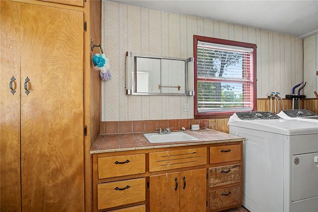 5862 W Wenger Road, Clayton, OH 45315