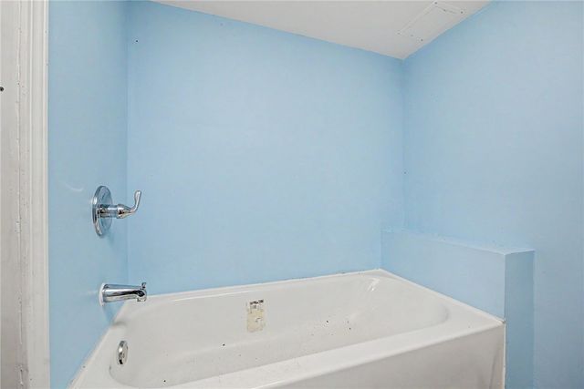 5862 W Wenger Road, Clayton, OH 45315