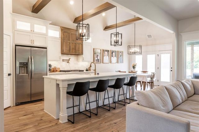 13791 Brook Crossing, Edmond, OK 73025