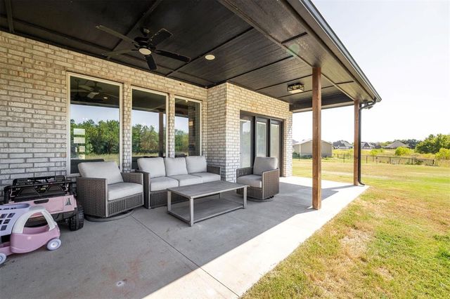 13791 Brook Crossing, Edmond, OK 73025