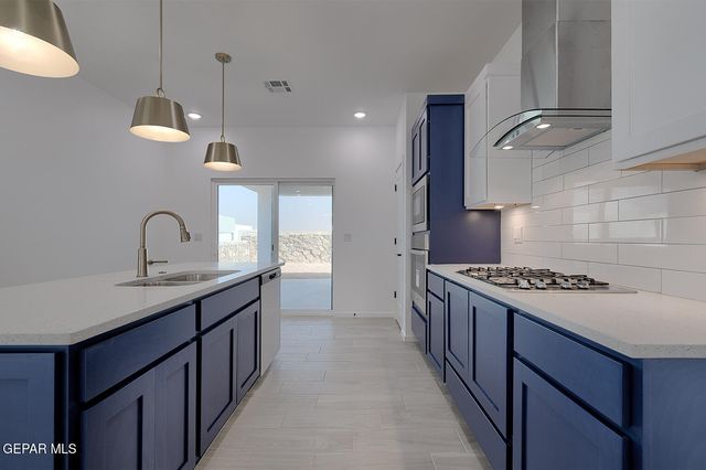 13829 Paseo Del Loma Court, Horizon City, TX 79928