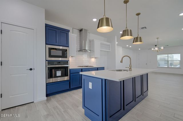 13829 Paseo Del Loma Court, Horizon City, TX 79928