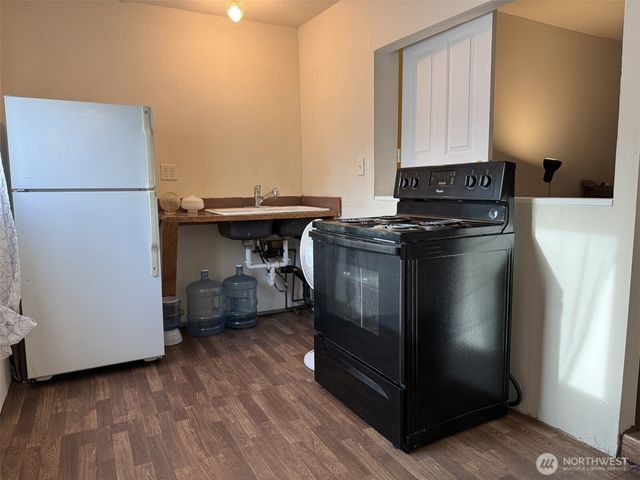 319 E Section Street, Mount Vernon, WA 98273