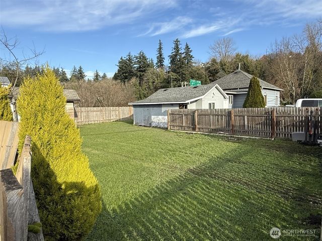 319 E Section Street, Mount Vernon, WA 98273