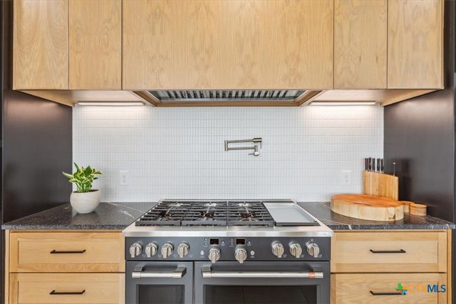 209 Glenview Circle, Belton, TX 76513