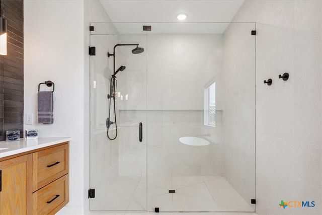 209 Glenview Circle, Belton, TX 76513