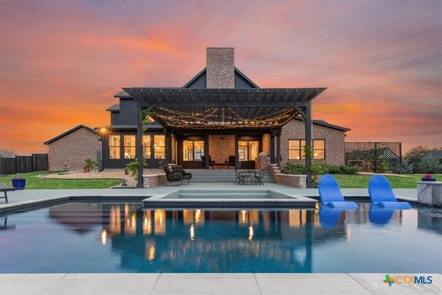 209 Glenview Circle, Belton, TX 76513