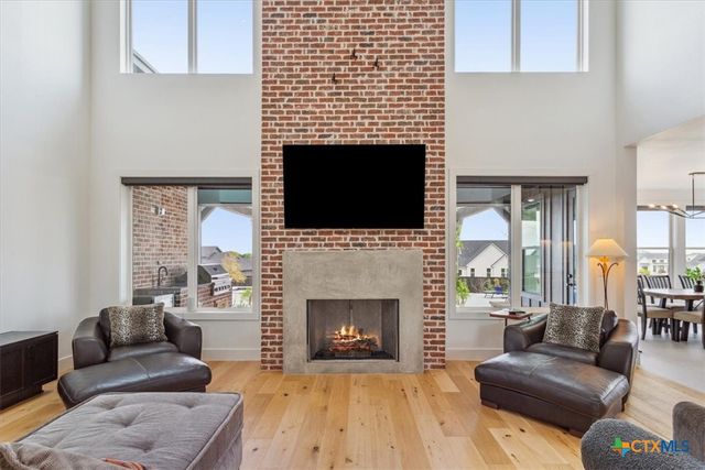 209 Glenview Circle, Belton, TX 76513