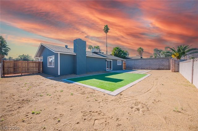 4454 Dennis Way, Las Vegas, NV 89121