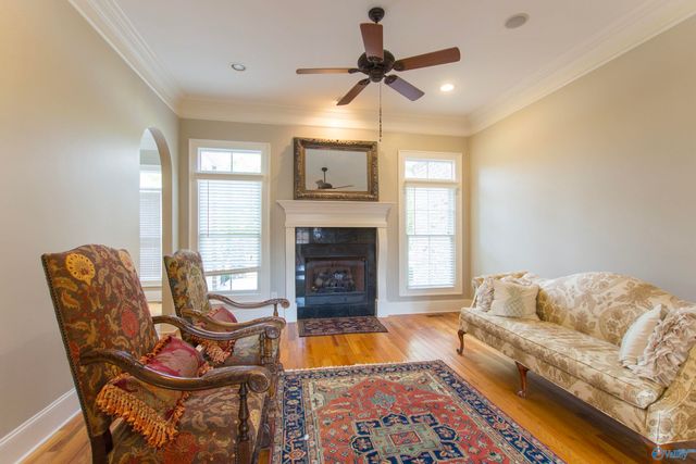 3107 Brook Park Drive, Owens Cross Roads, AL 35763
