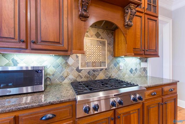 3107 Brook Park Drive, Owens Cross Roads, AL 35763