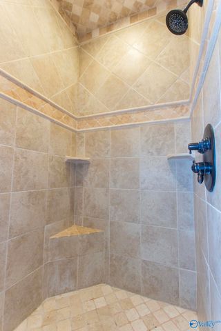 3107 Brook Park Drive, Owens Cross Roads, AL 35763