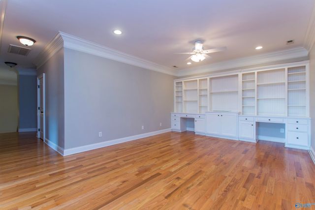 3107 Brook Park Drive, Owens Cross Roads, AL 35763