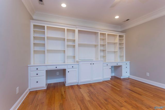 3107 Brook Park Drive, Owens Cross Roads, AL 35763