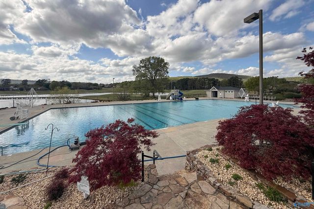3107 Brook Park Drive, Owens Cross Roads, AL 35763
