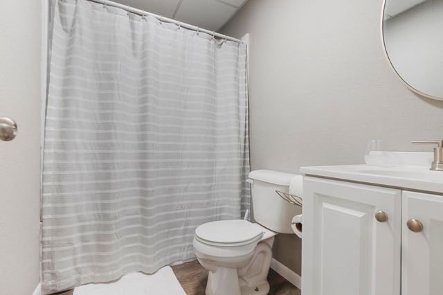 810 Springview Drive, Pleasantville, IA 50225