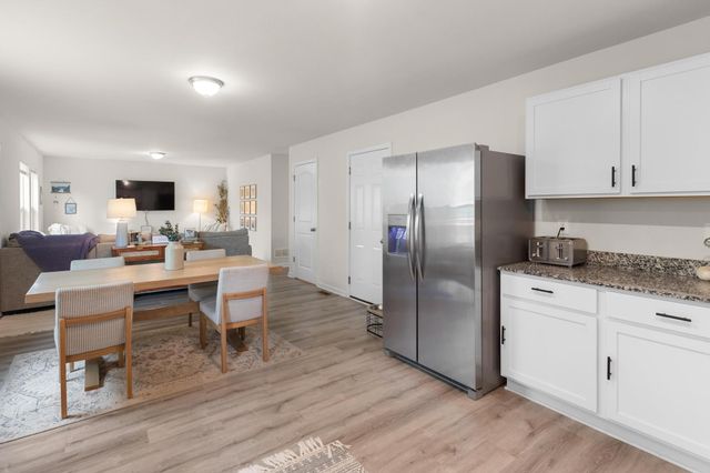 810 Springview Drive, Pleasantville, IA 50225