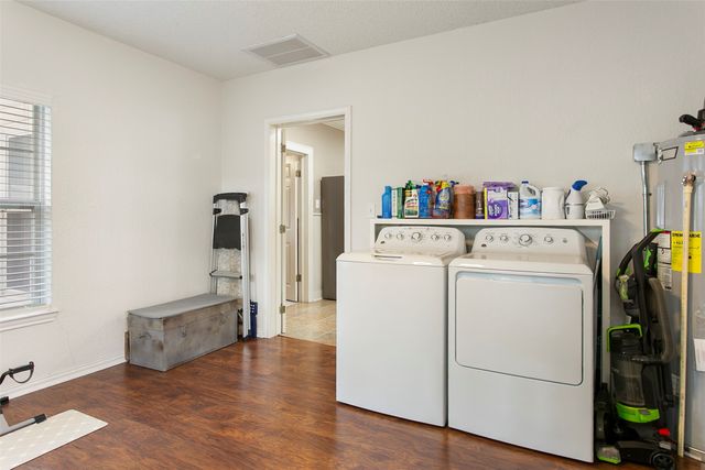 1605 Virginia Place, Fort Worth, TX 76107
