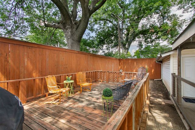 1605 Virginia Place, Fort Worth, TX 76107