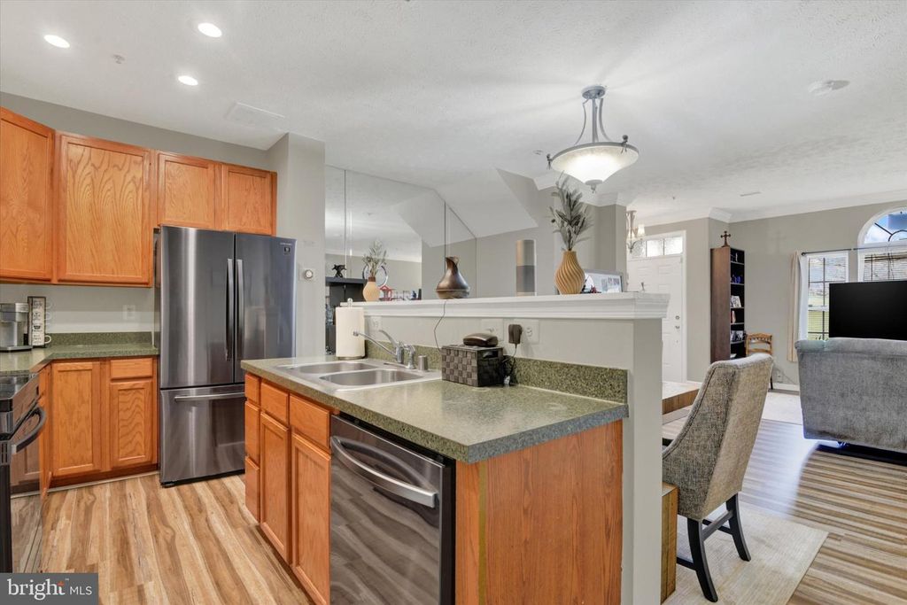 Image 10 of property listing at 11068 ALEX WAY #11068, Owings Mills, MD 21117