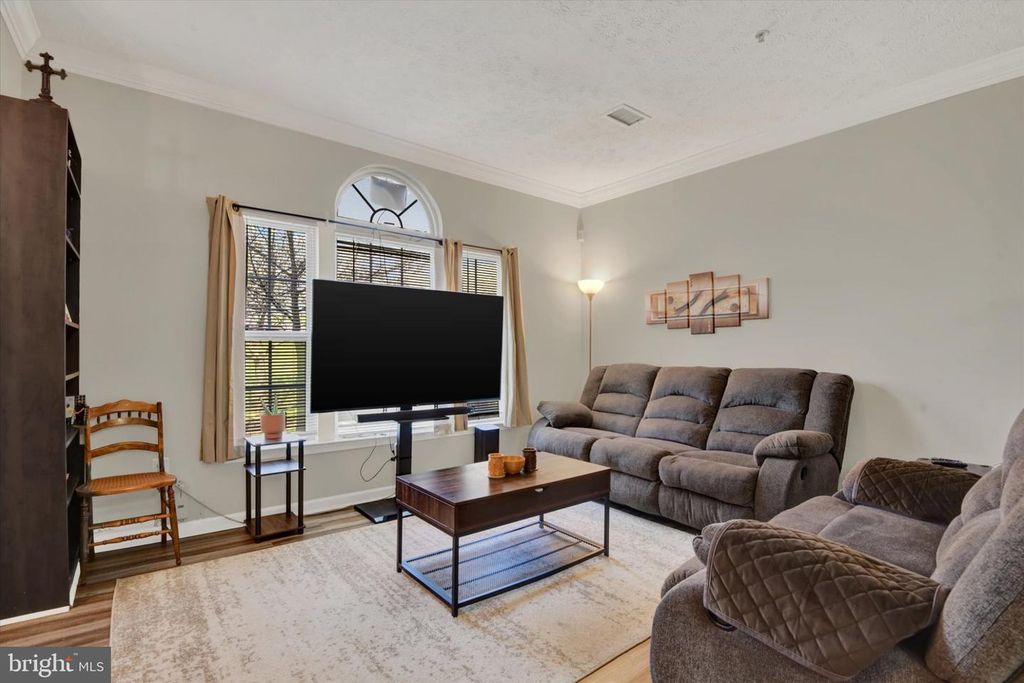 Image 7 of property listing at 11068 ALEX WAY #11068, Owings Mills, MD 21117