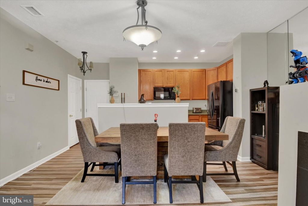 Image 9 of property listing at 11068 ALEX WAY #11068, Owings Mills, MD 21117