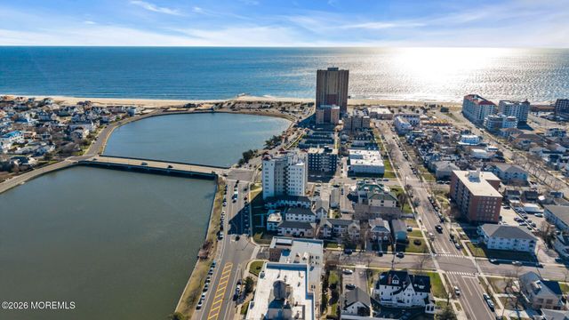 400 Deal Lake Drive 3A, Asbury Park, NJ 07712