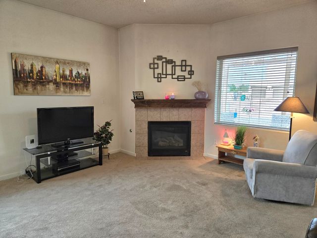 2185 Deer Trail Loop NE, Albuquerque, NM 87124