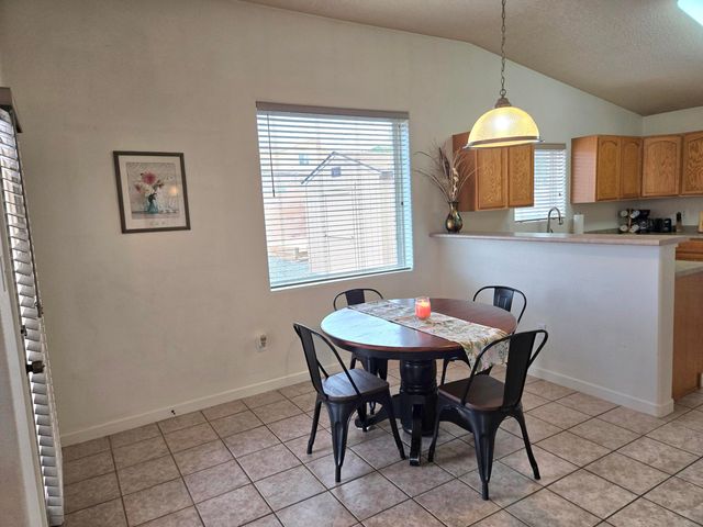 2185 Deer Trail Loop NE, Albuquerque, NM 87124