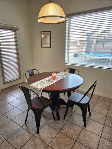 2185 Deer Trail Loop NE, Albuquerque, NM 87124