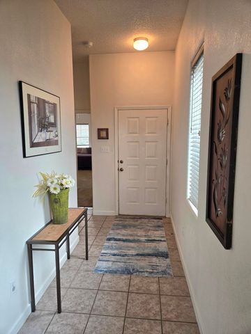 2185 Deer Trail Loop NE, Albuquerque, NM 87124