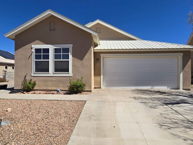 2185 Deer Trail Loop NE, Albuquerque, NM 87124