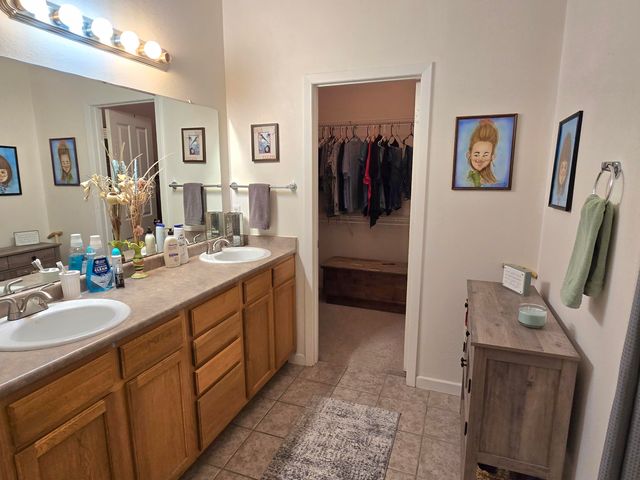 2185 Deer Trail Loop NE, Albuquerque, NM 87124