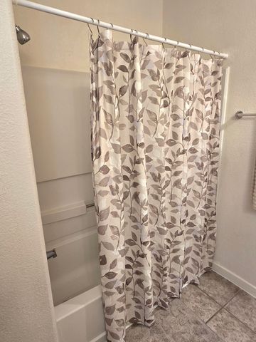 2185 Deer Trail Loop NE, Albuquerque, NM 87124