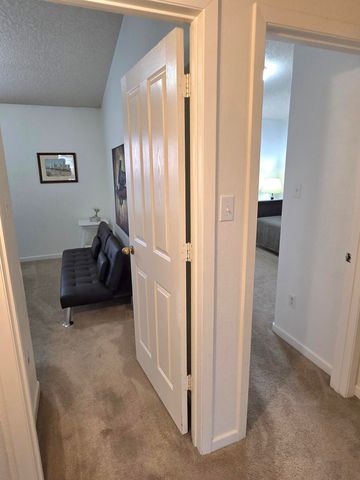 2185 Deer Trail Loop NE, Albuquerque, NM 87124