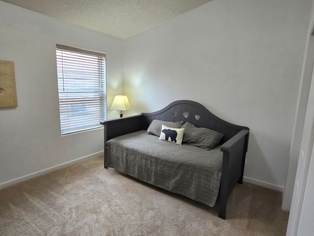 2185 Deer Trail Loop NE, Albuquerque, NM 87124