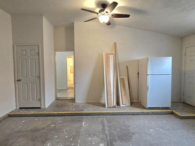 2185 Deer Trail Loop NE, Albuquerque, NM 87124