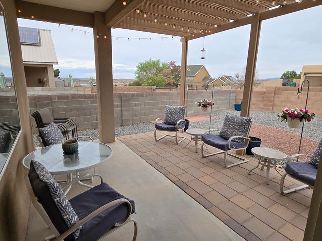 2185 Deer Trail Loop NE, Albuquerque, NM 87124