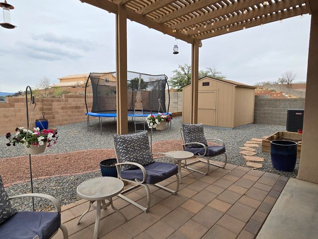 2185 Deer Trail Loop NE, Albuquerque, NM 87124