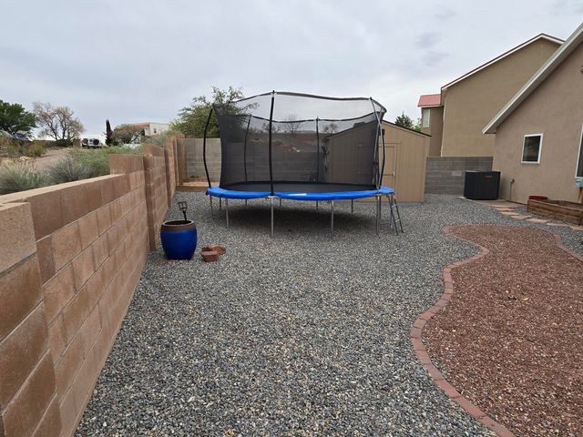 2185 Deer Trail Loop NE, Albuquerque, NM 87124