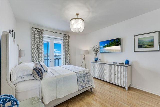400 Flagship DR 705, Naples, FL 34108