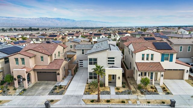 35806 Mccarthy, Palm Desert, CA 92211