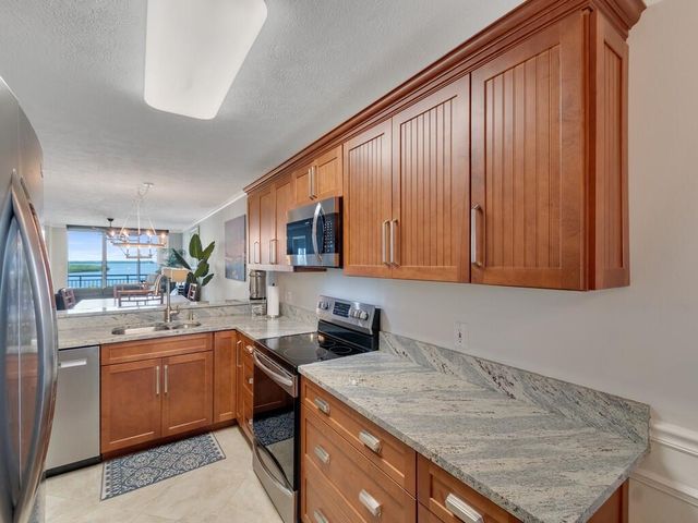 5167 N Highway A1a Highway 504, Fort Pierce, FL 34949