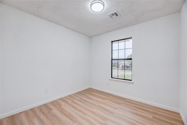 2452 STONE GLEN Drive, El Reno, OK 73036