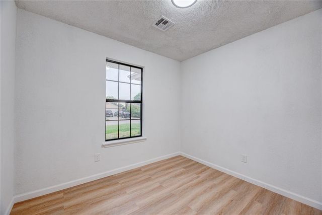 2452 STONE GLEN Drive, El Reno, OK 73036