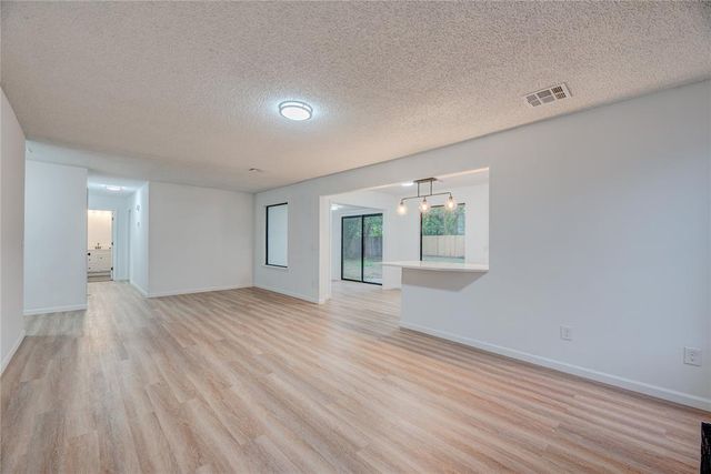 2452 STONE GLEN Drive, El Reno, OK 73036