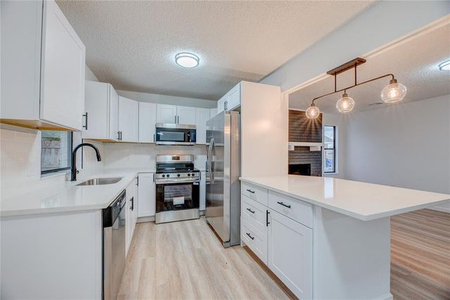 2452 STONE GLEN Drive, El Reno, OK 73036